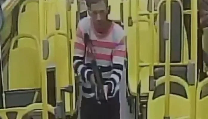 Crime em Manaus: assalto com submetralhadora Crime em Manaus