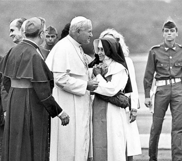 Santa Dulce dos Pobres: História, milagres e legado da primeira santa nascida no Brasil Santa Dulce dos Pobres: História, milagres e legado da primeira santa nascida no Brasil